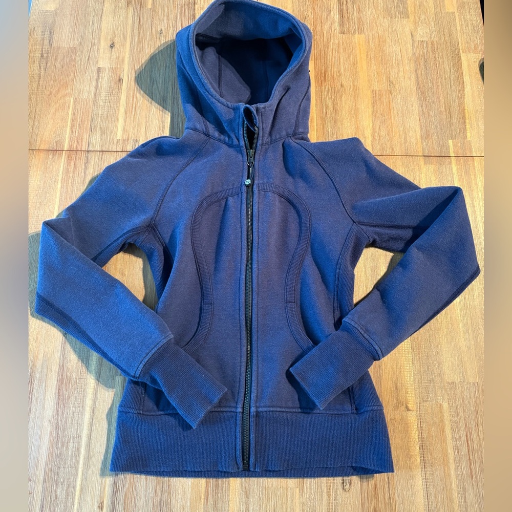 Women’s Lululemon Scuba Hoodie blue size 4